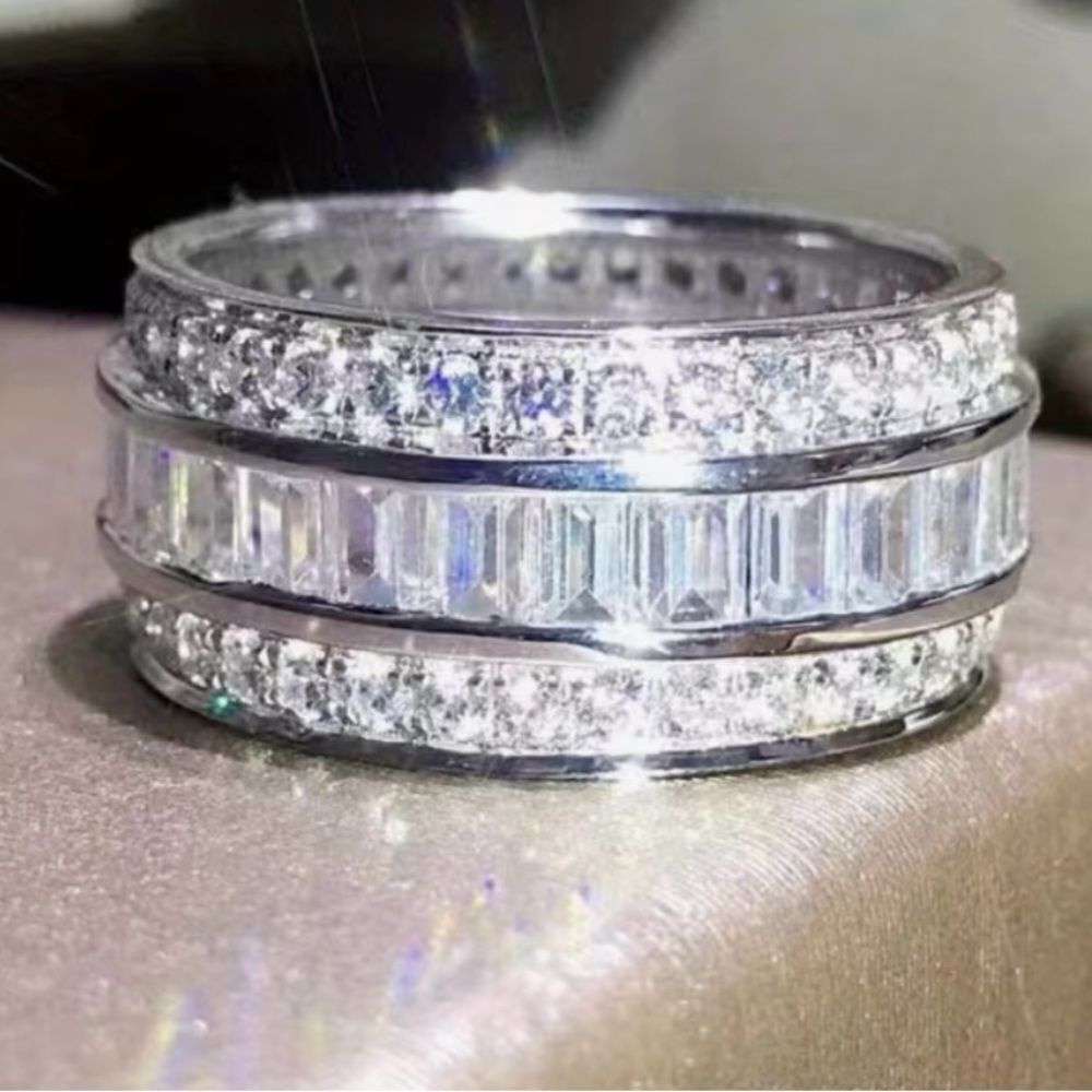 Stunning Silver Crystal Three Band Ring
